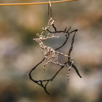 Моносерьга «Маралы» из серебра